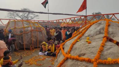 अयोध्या में शालीग्राम शिलाओं को देखने के लिए भक्तों की भारी भीड़