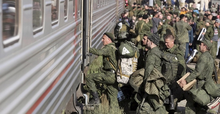 यूक्रेन में और चार लाख सैनिक लगायेगी रूसी सेना