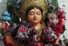 मनसा देवी की आंखे बंद सुनकर लगी भक्तों की भीड़