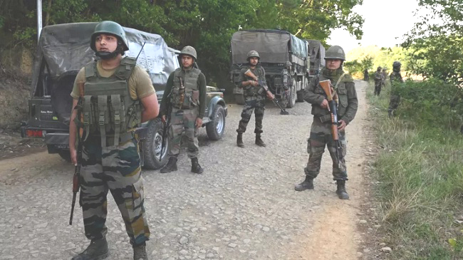 सुरक्षा बलों से सीधी लड़ाई पर उतर आये हैं हथियारबंद विद्रोही
