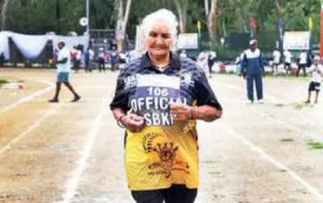 106 साल की उम्र में तीन पदक जीते रामबाई ने