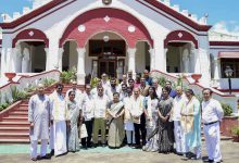 इंडिया गठबंधन के सदस्यों ने मणिपुर के राज्यपाल से भेंट की