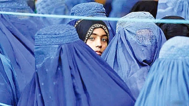 अफगानिस्तान में महिलाओं के ब्यूटी पार्लरों पर प्रतिबंध