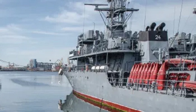रूसी नौसेना के मुकाबले सहयोगियों ने यूक्रेन को जहाज दिये
