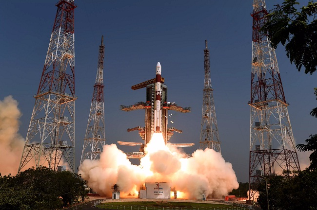 इसरो ने सफलतापूर्वक अपना नया उपग्रह अंतरिक्ष में प्रेषित किया