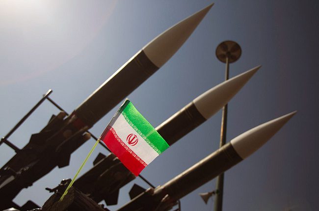 ईरान की मिसाइल की ताकत पाकिस्तान को तबाह कर सकती