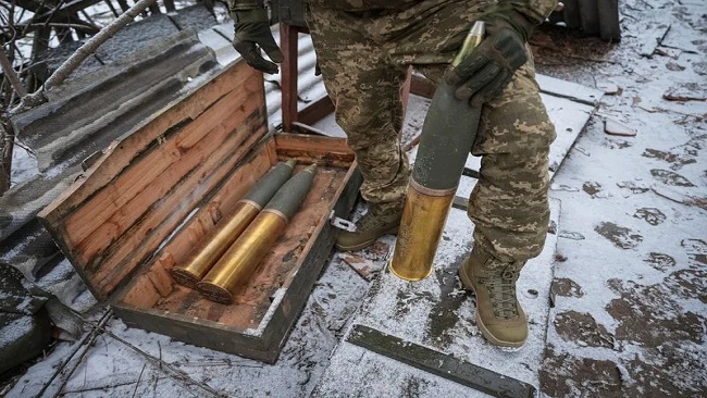 यूक्रेन में हथियारों की खरीद में धोखाधड़ी का खुलासा