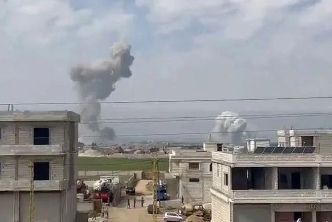 हिजबुल्लाह के हमले के बाद इजरायली वायुसेना की बमबारी