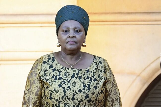 दक्षिण अफ़्रीका के संसद अध्यक्ष ने रिश्वतखोरी के आरोप में इस्तीफ़ा दिया