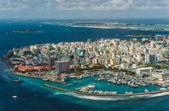 अस्तित्व बचाने के संकट से जूझ रहा मालदीव