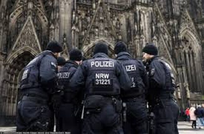 जर्मनी में तीन संदिग्ध विदेशी जासूस हिरासत में