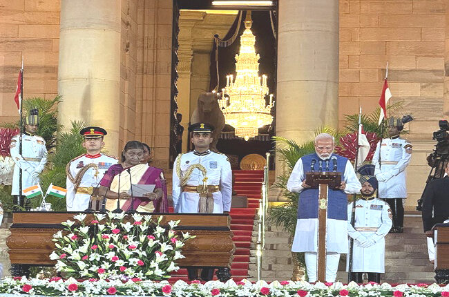 नरेंद्र मोदी ने तीसरी बार पीएम पद की शपथ ली