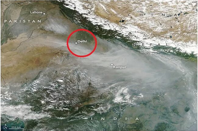 उत्तर भारत में धुंध, दिल्ली में धुआं की चादर