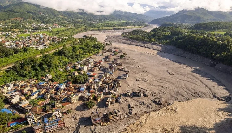अब तक 676 लोग मरे और तीन हजार से अधिक लापता